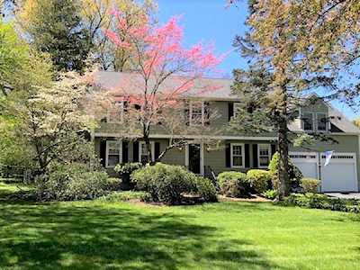 3 Portmore Ln Framingham, MA 01702