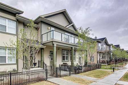 231 Mckenzie Towne Square SE Calgary, AB T2Z 1E2