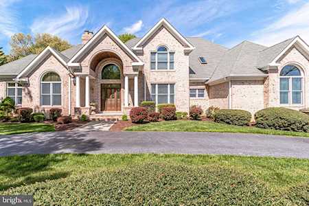 502 Scenic Way Great Falls, VA 22066