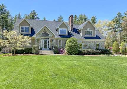 22 Cole Dr Medfield, MA 02052