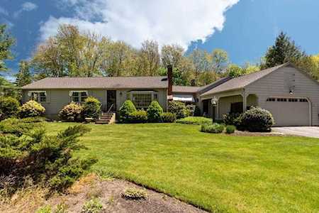 6 Cliff Road Chelmsford, MA 01824