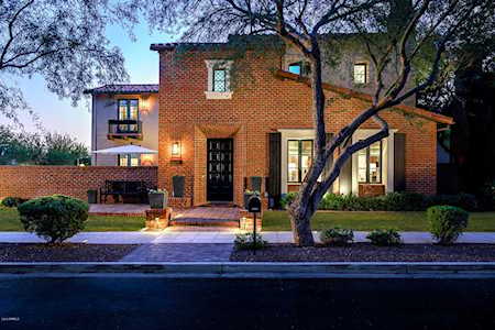 19950 N 101st Place Scottsdale, AZ 85255