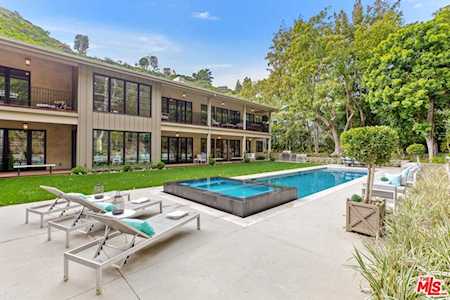 1580 Stone Canyon Road Los Angeles, CA 90077