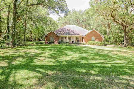8880 Megans Lane Tallahassee, FL 32309