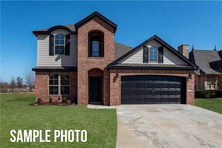 1507 Park St Lowell, AR 72745