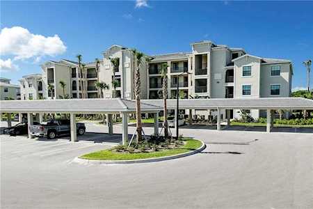 17510 Gawthrop Dr #402 Lakewood Ranch, FL 34211
