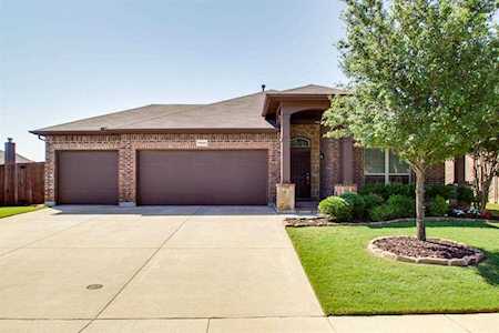 15640 Carlton Oaks Drive Fort Worth, TX 76177