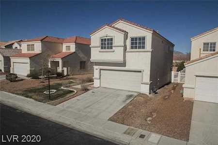 6742 Cinnabar Coast North Las Vegas, NV 89084
