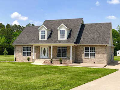 1005 Somerville Dr Cottontown, TN 37048