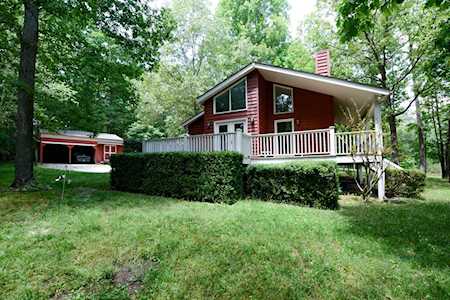 1000 Larkwood Rd Kingston Springs, TN 37082