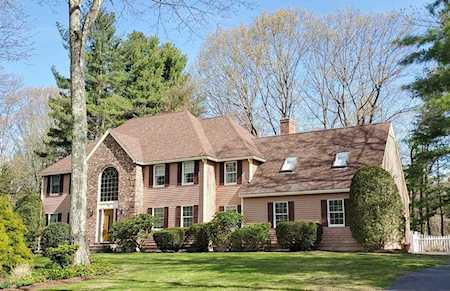 42 Graham Path Marlborough, MA 01752