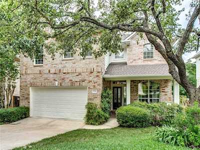 12816 Majestic Oaks Dr Austin, TX 78732