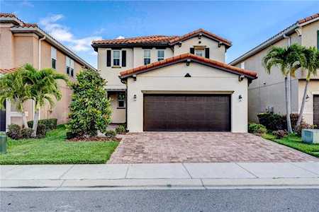 10135 Grand Oak CIRCLE Madeira Beach, FL 33708