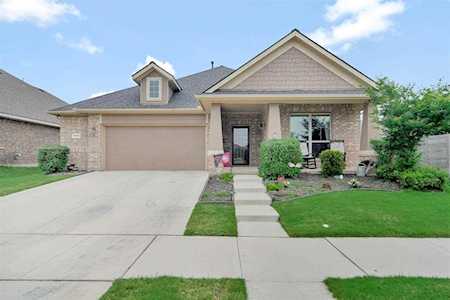1900 Henderson Drive Argyle, TX 76226