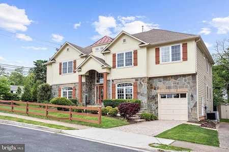 6431 28th St N Arlington, VA 22207