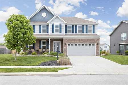 1628 Ballyganner Drive Avon, IN 46123