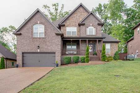 1093 Secretariat Dr Mount Juliet, TN 37122