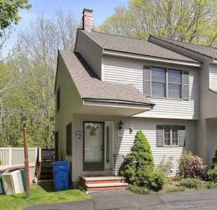 28 Carriage Ct #28 Merrimac, MA 01860