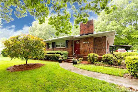 4556 Rockford Ct Charlotte, NC 28209