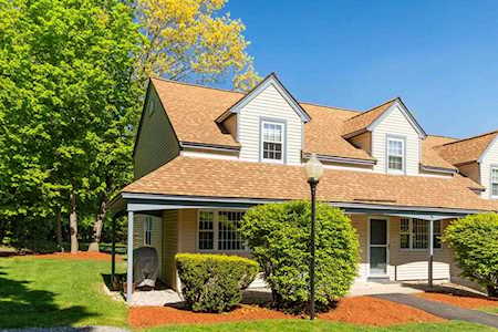 76 Kennedy Dr #76 Chelmsford, MA 01863