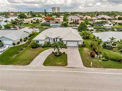 9850 Cypress Lake Dr Fort Myers, FL 33919