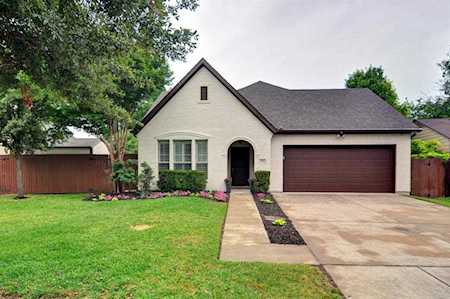 861 Edgefield Road Fort Worth, TX 76107