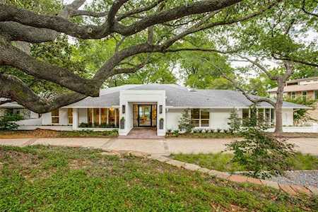 7557 Benedict Drive Dallas, TX 75214