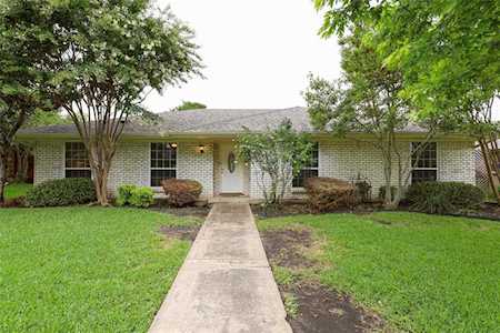 2115 Glen Forest Lane Plano, TX 75023