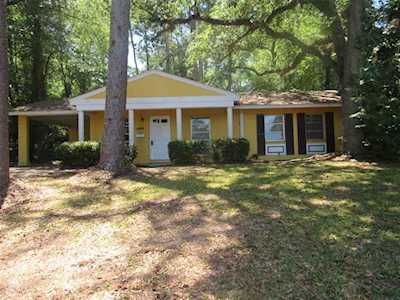 2502 Tupelo Terrace Tallahassee, FL 32303