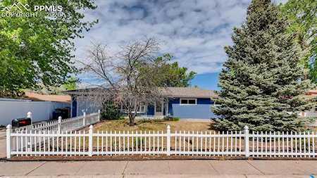 418 Cypress Drive Colorado Springs, CO 80911