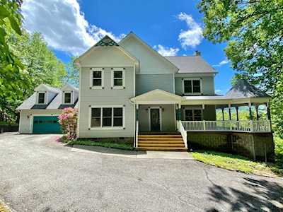 5819 Lost Roanoke, VA 24018