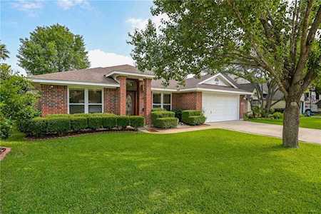 2013 Old Mill Rd Cedar Park, TX 78613