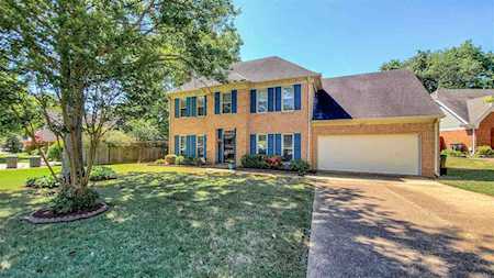 8433 Woolrich Dr Memphis, TN 38016