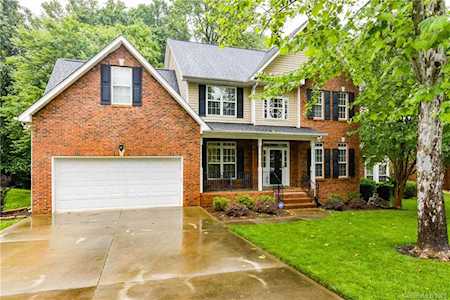 4828 Shadow Pine Dr Charlotte, NC 28269