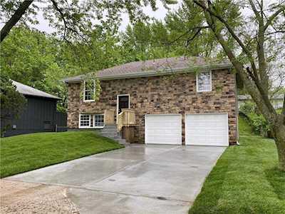7627 E 52nd St Kansas City, MO 64129