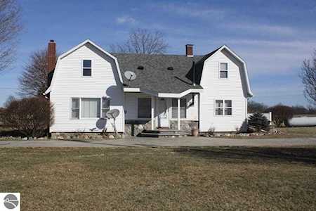 3733 S Gilmore Road Mt Pleasant, MI 48858