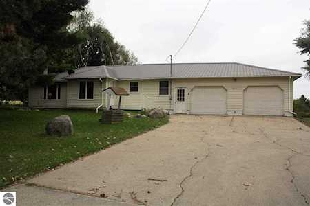 4577 W Remus Road Mt Pleasant, MI 48858