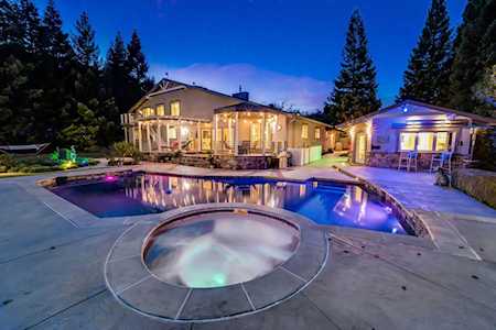 2154 Green Acres Lane Morgan Hill, CA 95037