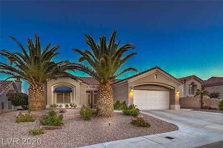 10033 Keysborough Dr Las Vegas, NV 89134