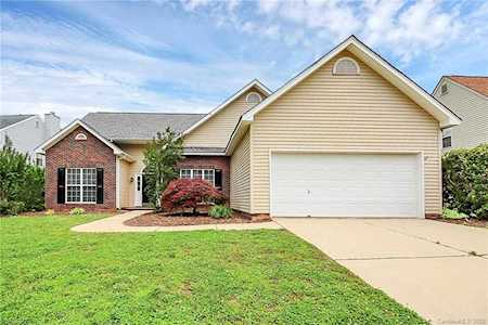 138 Rocky Trail Ct Fort Mill, SC 29715