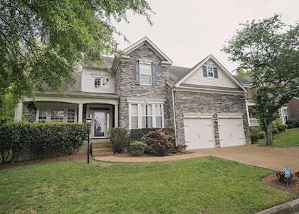 825 Holt Grove Ct Nashville, TN 37211