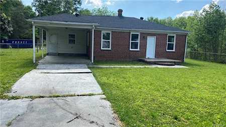 21200 Winfree Ave South Chesterfield, VA 23803
