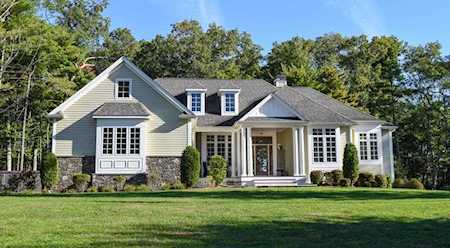 64 Rochambeau Ave Wrentham, MA 02093