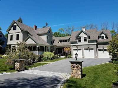 39 Bloomfield Street Lexington, MA 02421