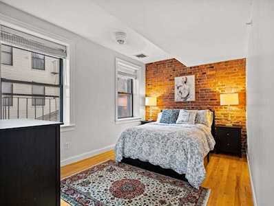 454 Hanover St #2 Boston, MA 02113