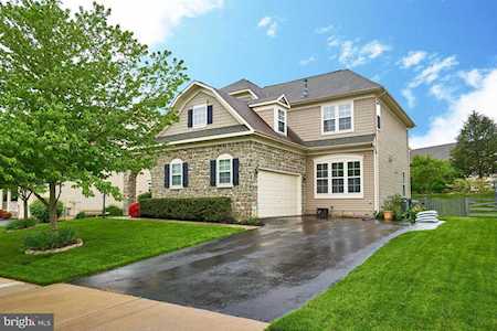 9335 Falling Water Dr Bristow, VA 20136