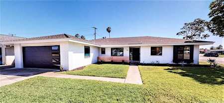 977 Junipero Drive Costa Mesa, CA 92626
