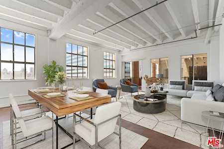 312 W 5th Street #912 Los Angeles, CA 90013