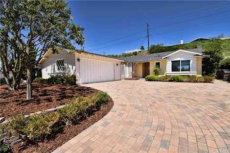 27046 Springcreek Road Rancho Palos Verdes, CA 90275