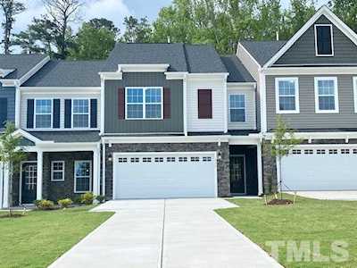 715 Barneswyck Drive Fuquay Varina, NC 27526